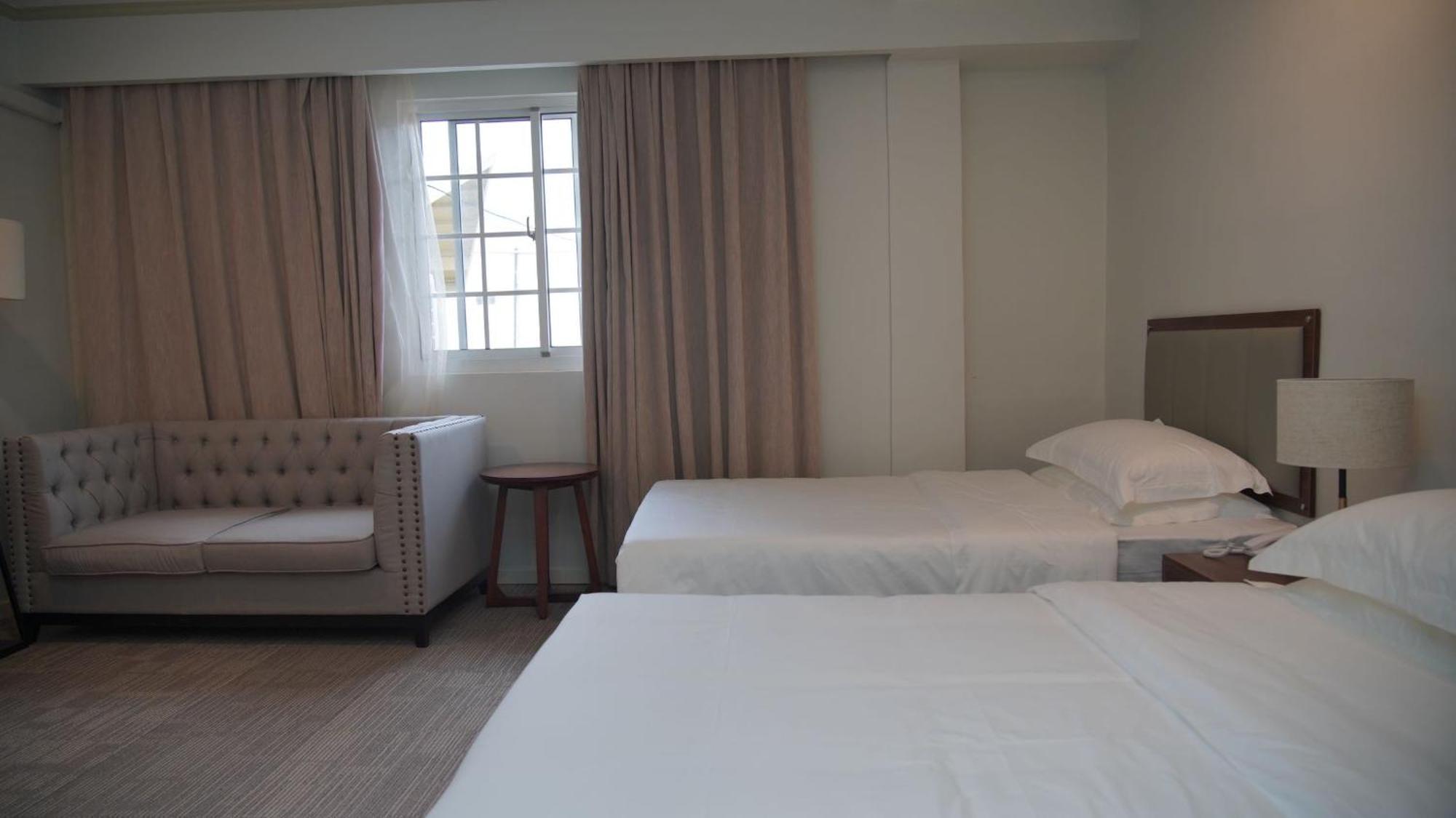 Water Bay Hotel Saipan ガラパン エクステリア 写真